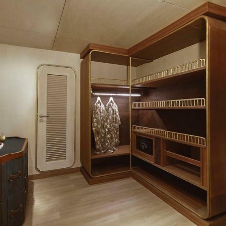 Ayana Lako Di'A Hotel Labuan Bajo Ngoại thất bức ảnh